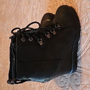 Sorel Joan Uptown lace-up/zip boot